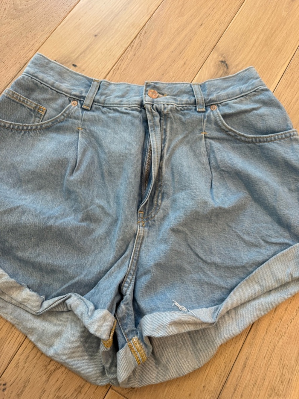 We The Free Light Blue Rolled-Hem Denim Shorts - Picture 3 of 10